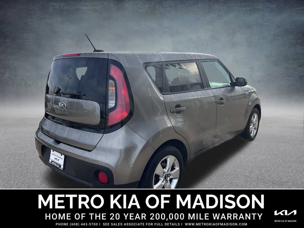Used 2017 Kia Soul Base image 6