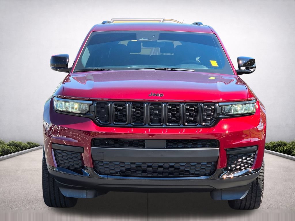 Used 2025 Jeep Grand Cherokee L Altitude AWD/4WD image 3