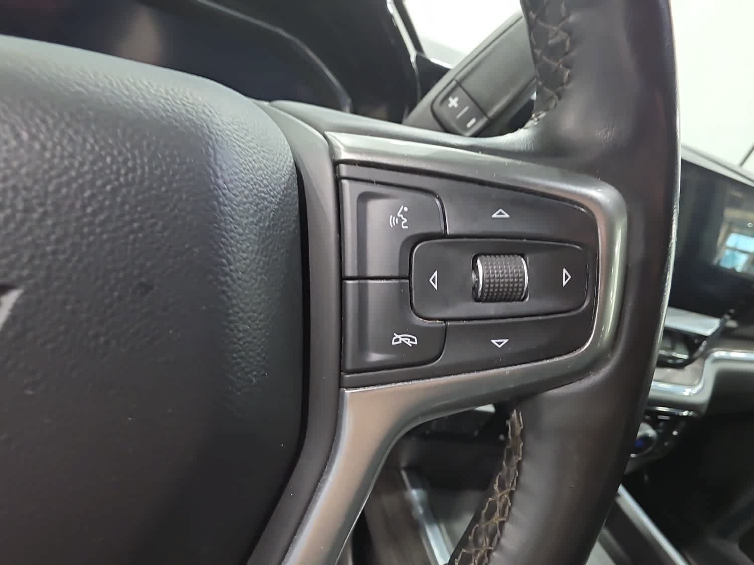 Certified 2024 Chevrolet Silverado 3500 LTZ w/ LTZ Premium Package AWD/4WD image 18