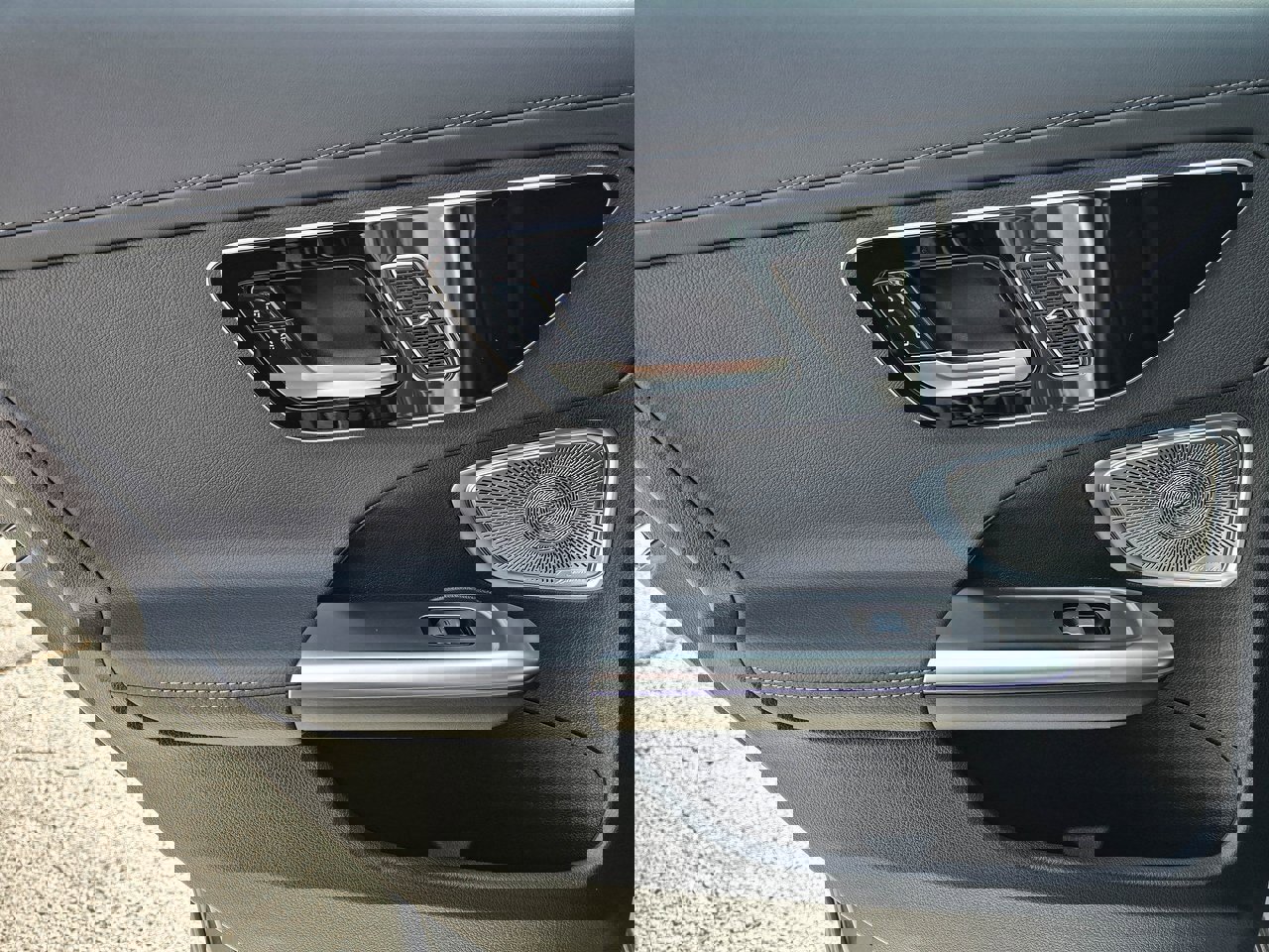 New 2025 Mercedes-Benz C 300 4MATIC Sedan image 28