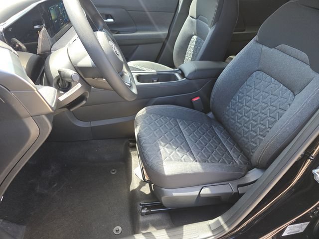 New 2026 Nissan Kicks SV w/ Cold Weather Package AWD/4WD image 22