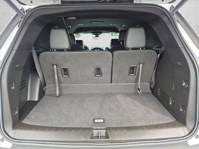 Used 2022 Chevrolet Traverse RS FWD image 6