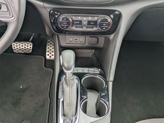 Used 2023 Buick Encore GX Select w/ Sport Touring Package FWD image 19