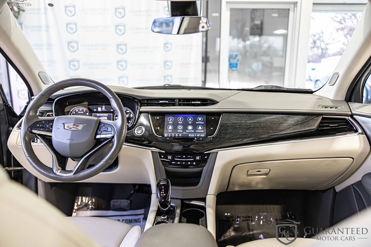 Used 2022 Cadillac XT6 Premium Luxury image 38