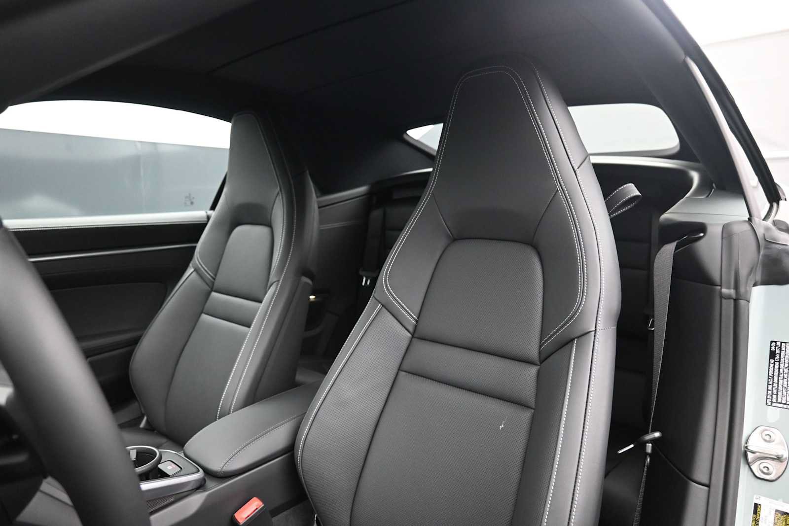 New 2026 Porsche 911 Carrera 4S AWD/4WD image 5
