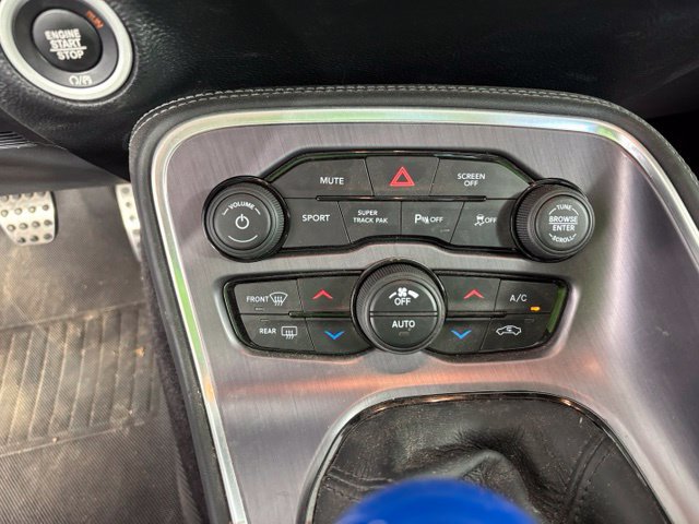 Used 2017 Dodge Challenger Scat Pack RWD image 39