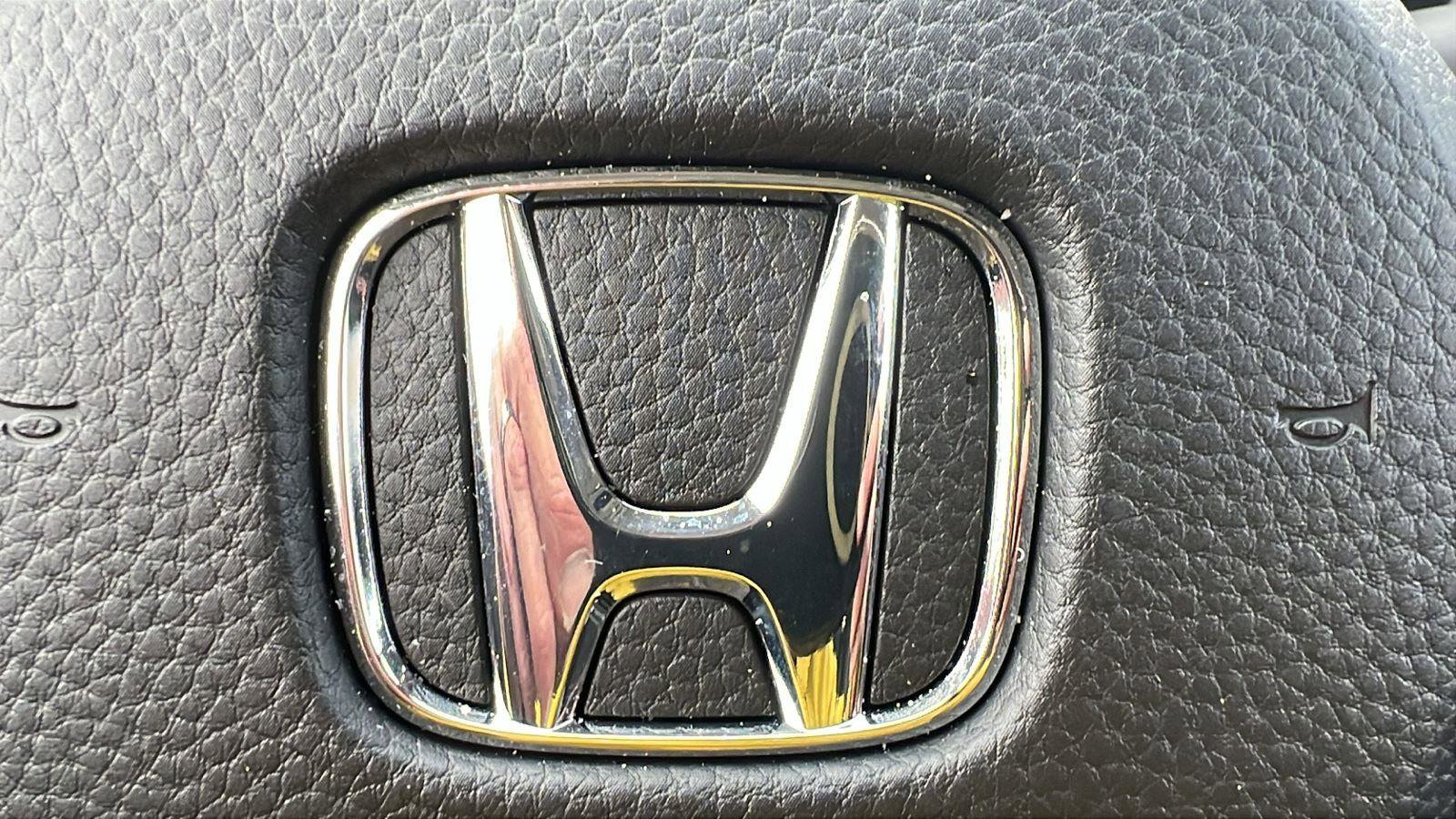 Certified 2025 Honda HR-V LX image 29