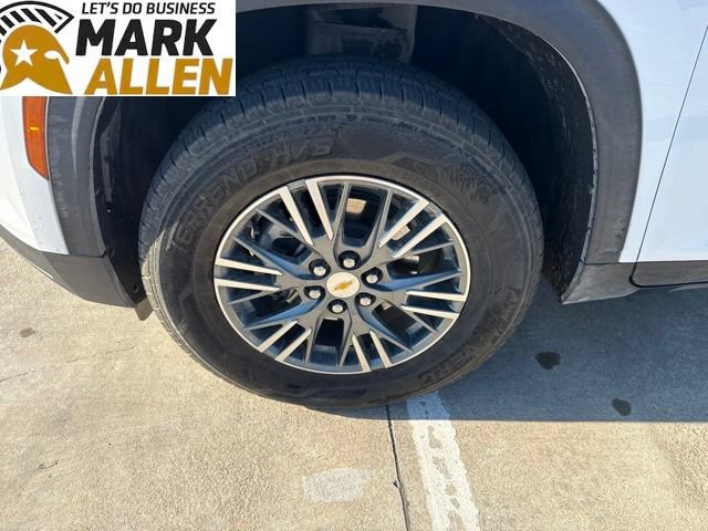 Used 2024 Chevrolet Traverse LS FWD image 7