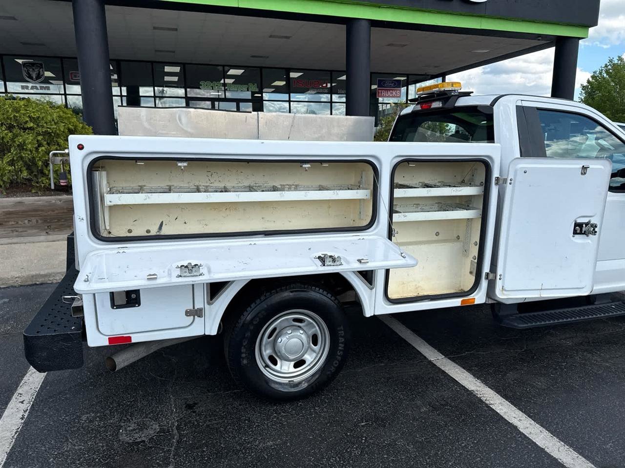 Used 2018 Ford F250 XL w/ Power Equipment Group RWD image 19