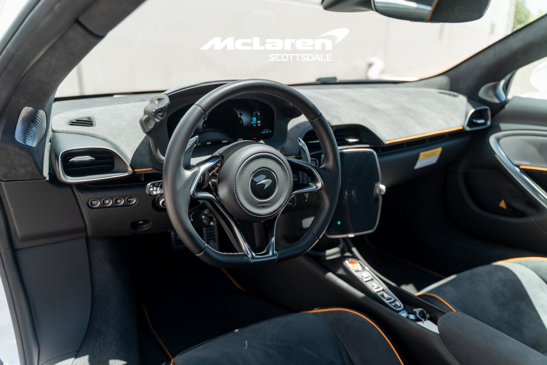 Used 2026 McLaren Artura RWD image 14