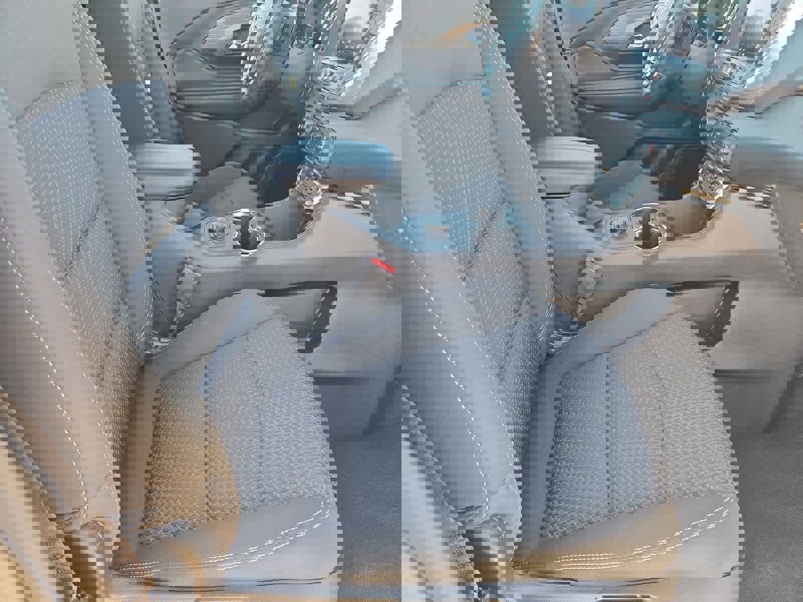 Used 2024 GMC Terrain SLE image 20