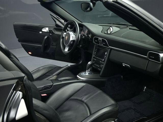 Used 2011 Porsche 911 Turbo S image 41