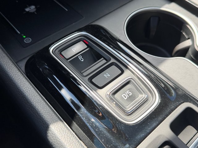 Used 2024 Honda Pilot Touring image 23