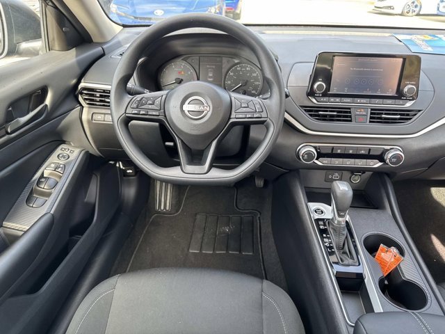 Used 2024 Nissan Altima 2.5 S image 21