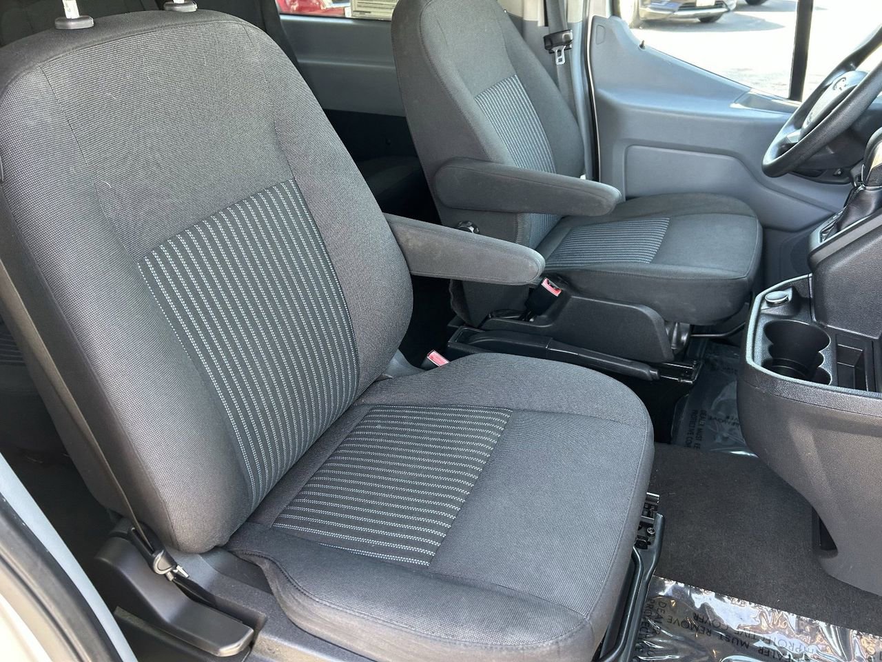 Used 2018 Ford Transit 350 XLT image 11