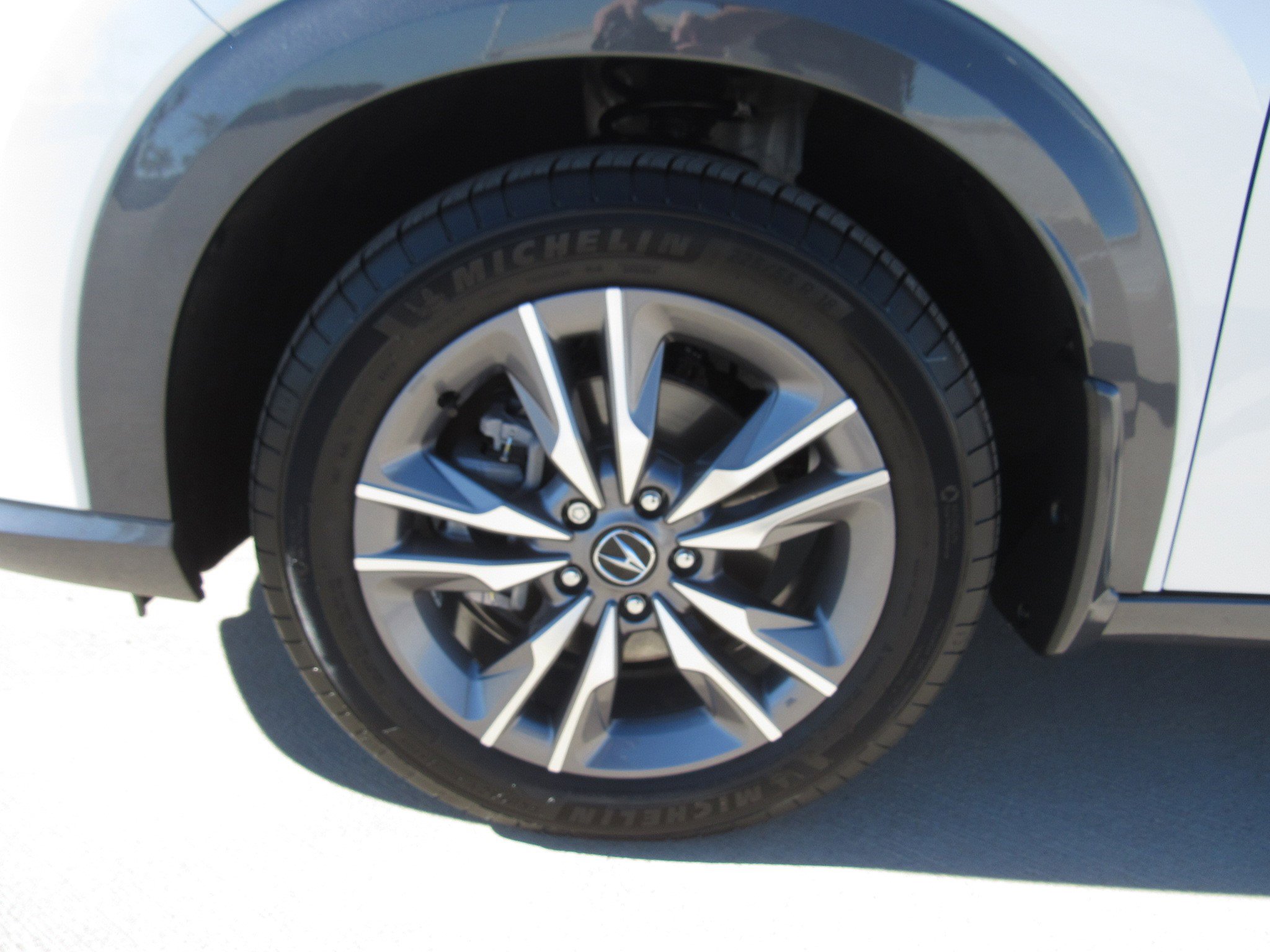 Certified 2025 Acura ADX FWD image 4