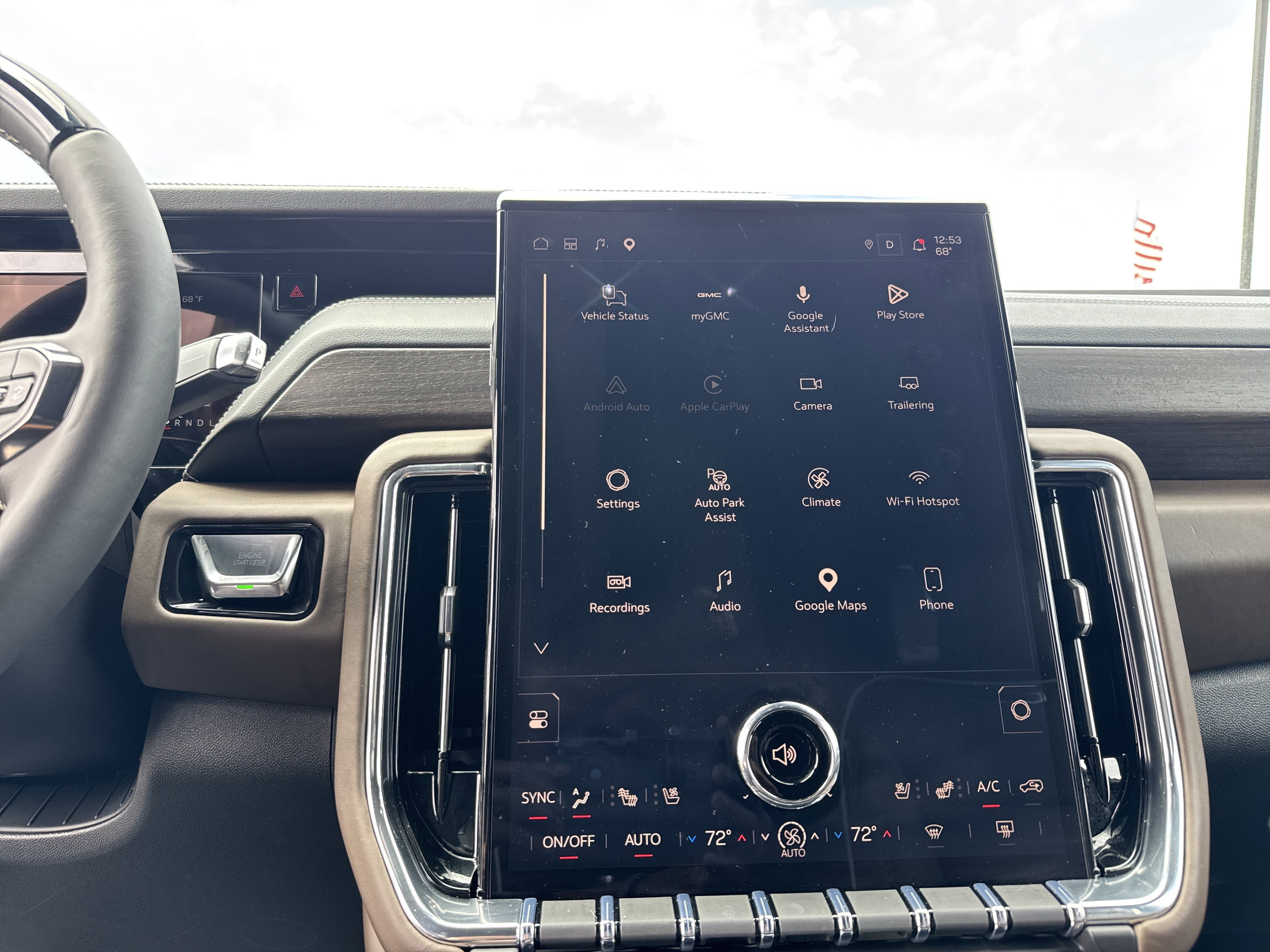 Used 2026 GMC Yukon Denali Ultimate AWD/4WD image 24