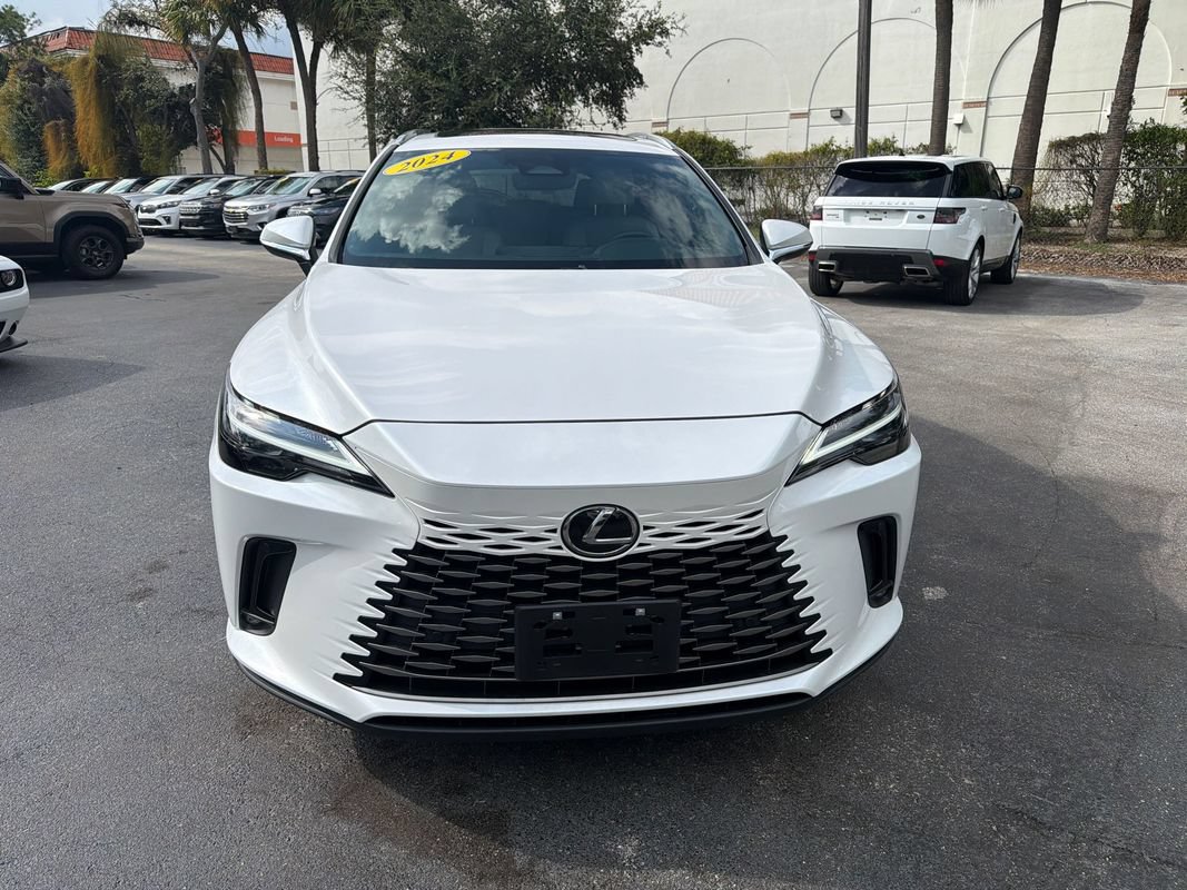 Used 2024 Lexus RX 350 Premium w/ Accessory Package (Z1) AWD/4WD image 8