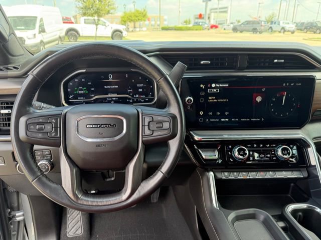Used 2024 GMC Sierra 3500 Denali Ultimate image 13