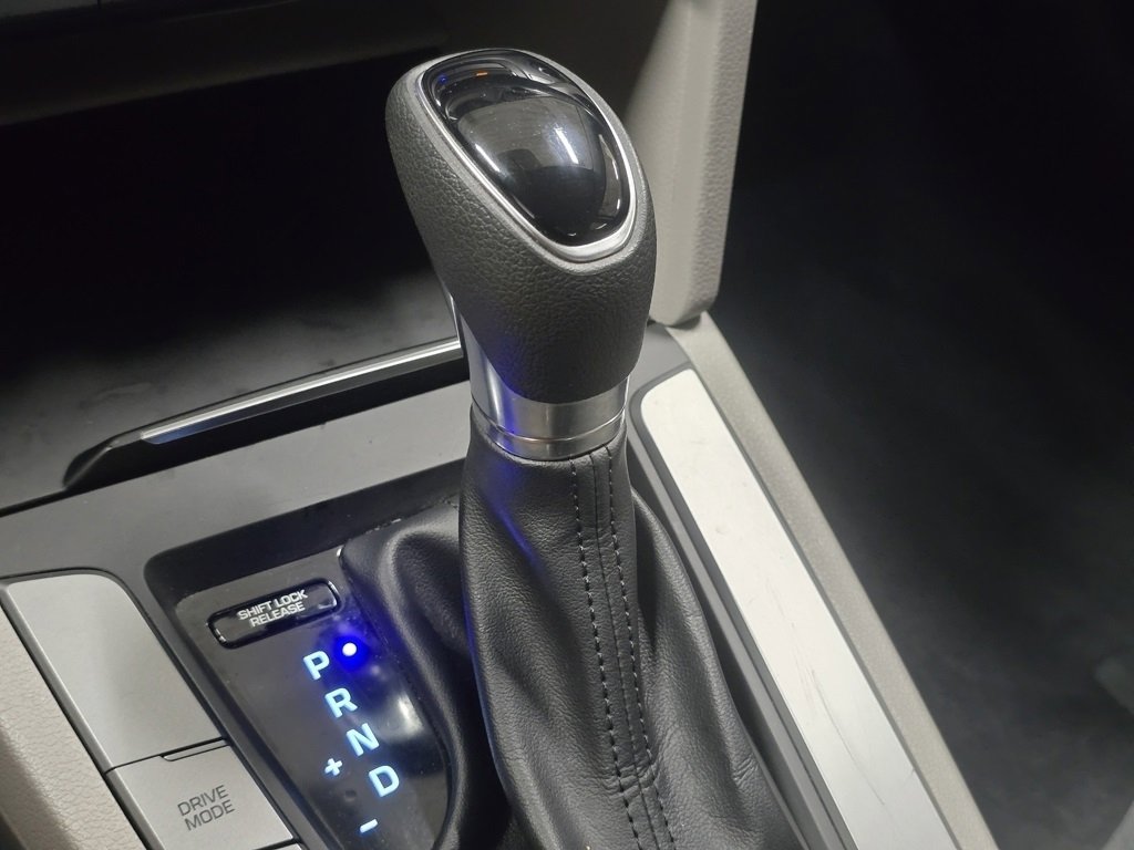 Used 2018 Hyundai Elantra SEL w/ Cargo Package image 29