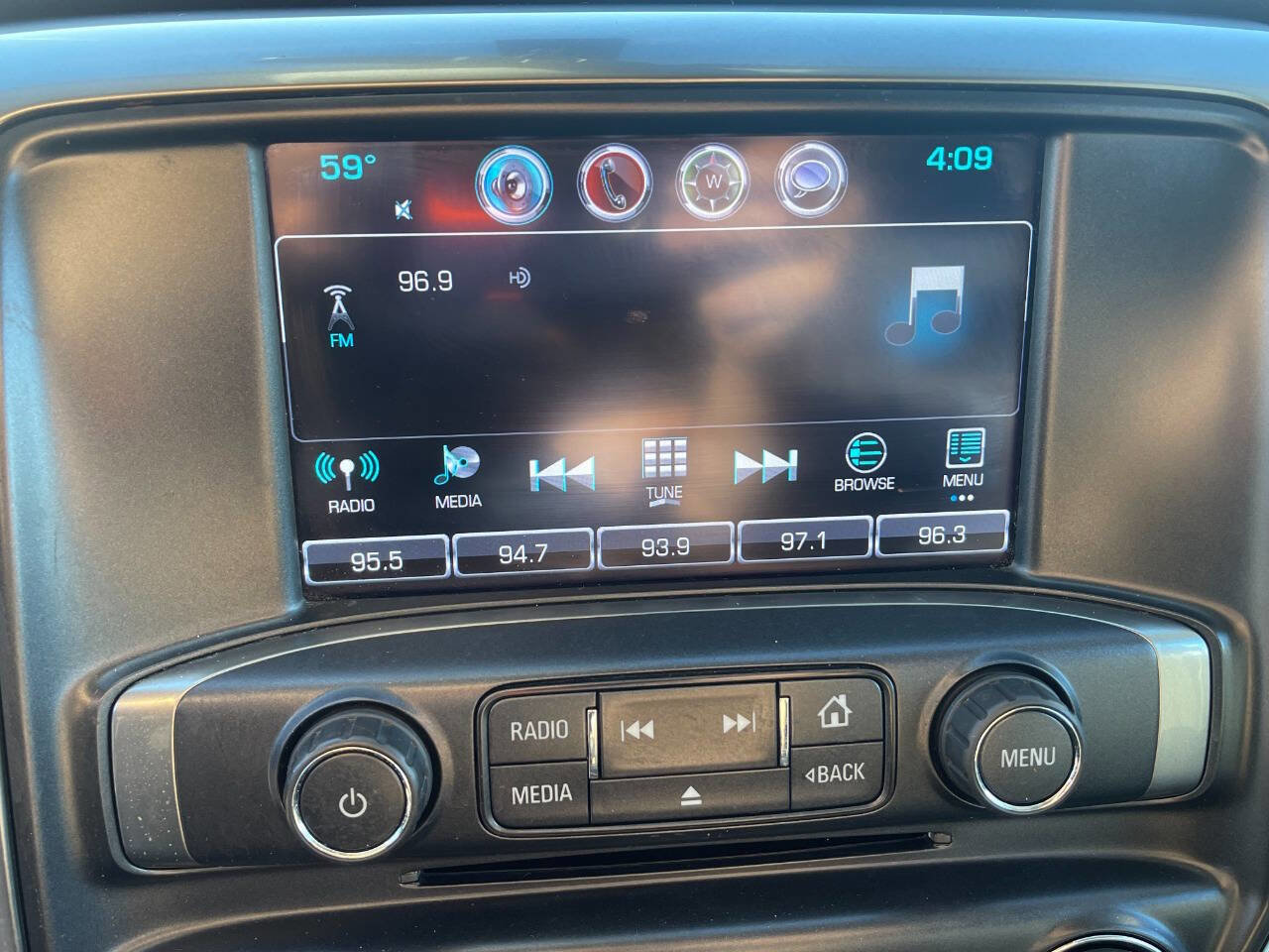 Used 2017 Chevrolet Silverado 1500 LT w/ All Star Edition image 22