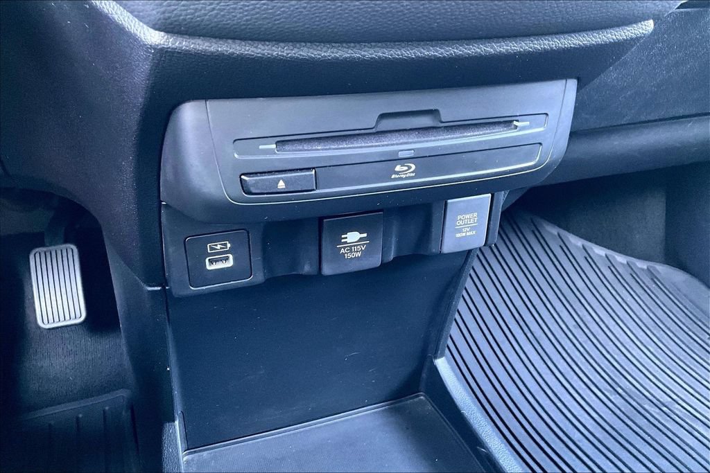 Used 2023 Honda Odyssey Touring image 35