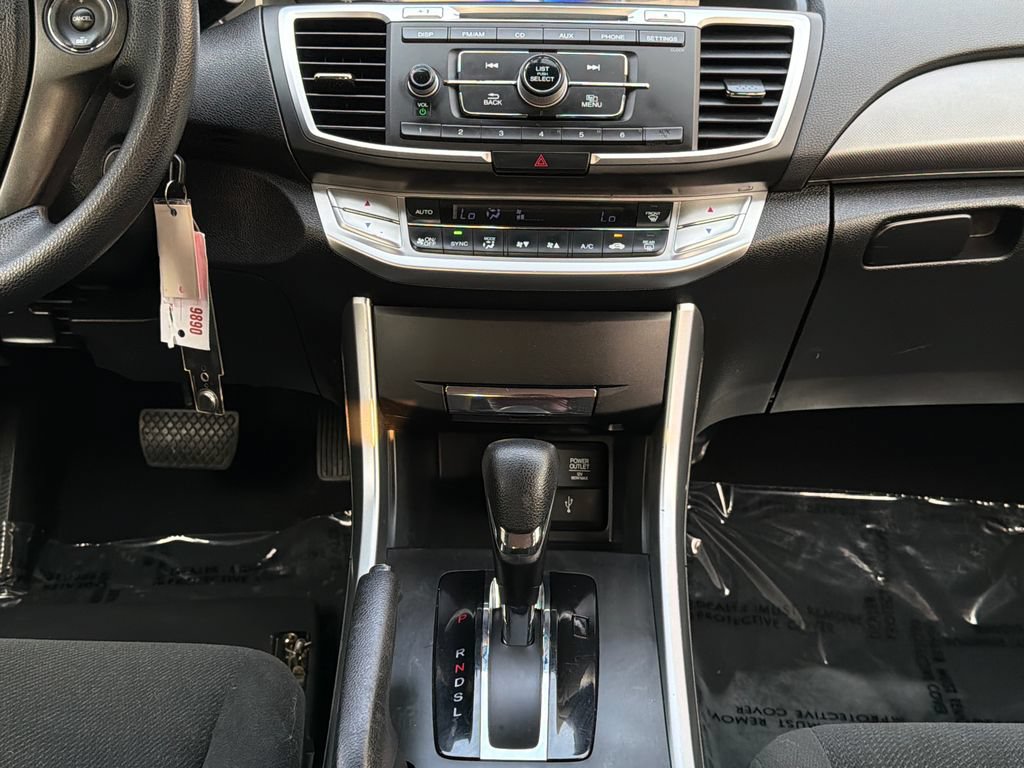 Used 2013 Honda Accord LX image 12