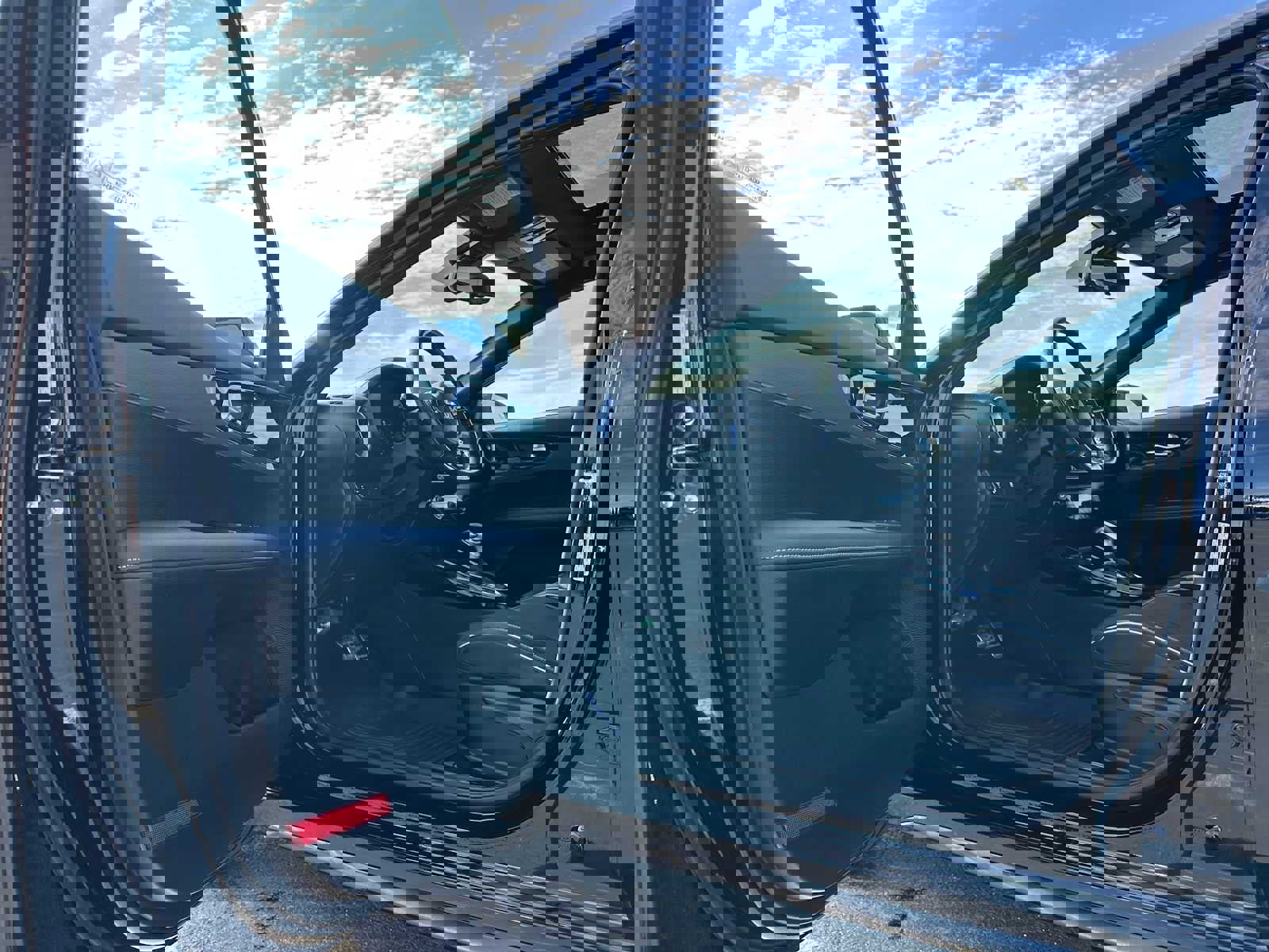 Used 2023 Kia Forte GT-Line w/ GT-Line Premium Package image 17