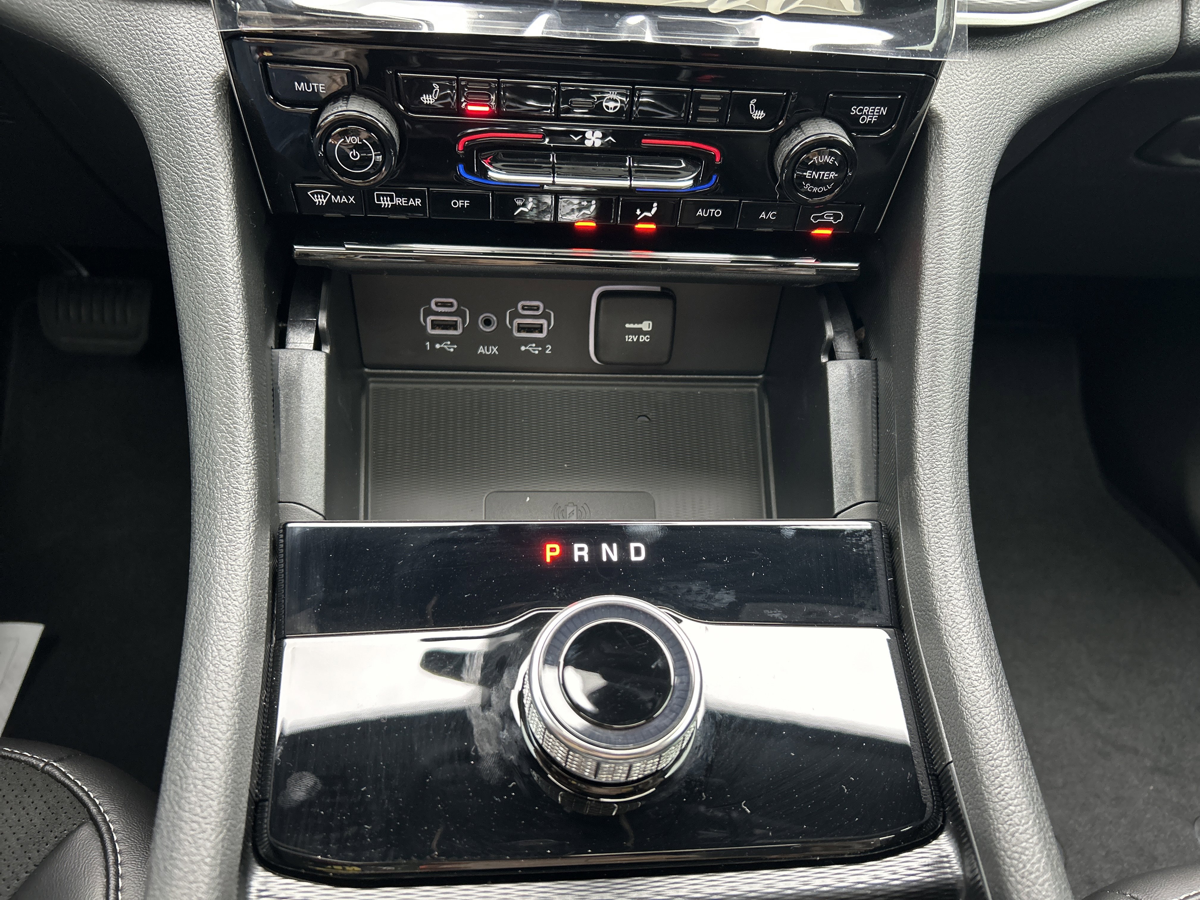 New 2025 Jeep Grand Cherokee Altitude image 25