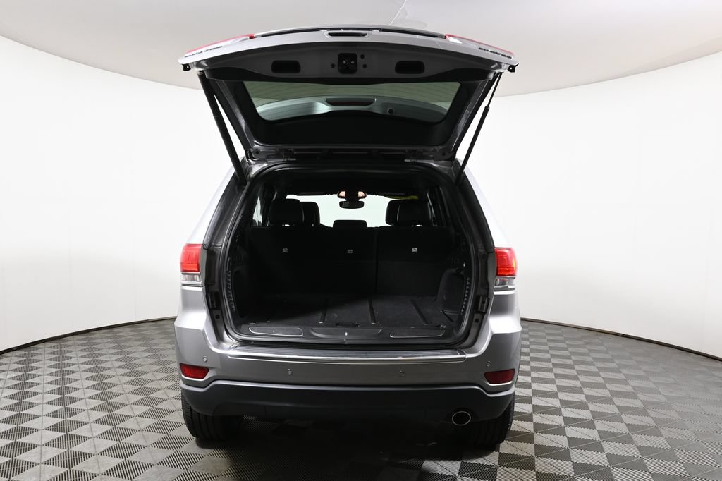 Used 2017 Jeep Grand Cherokee Limited AWD/4WD image 36