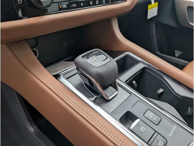 New 2025 Nissan Pathfinder Platinum w/ Cargo Package image 23