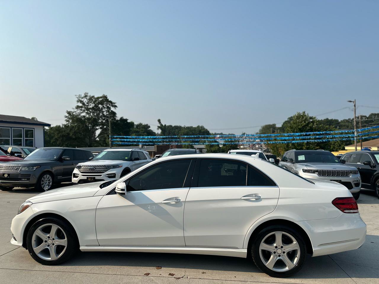 Used 2014 Mercedes-Benz E 350 4MATIC Sedan w/ Premium 1 Package image 4