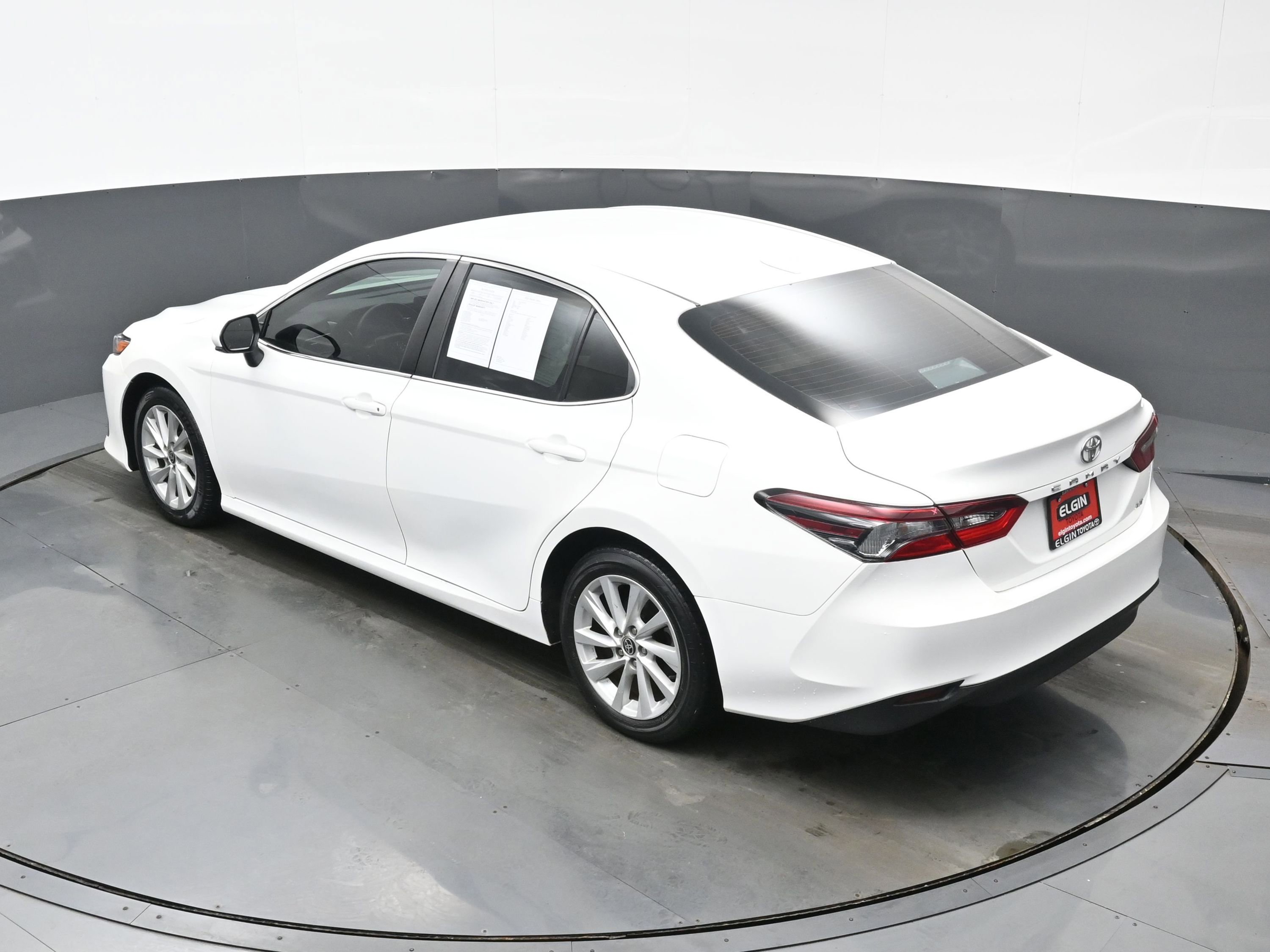 Used 2022 Toyota Camry LE image 35