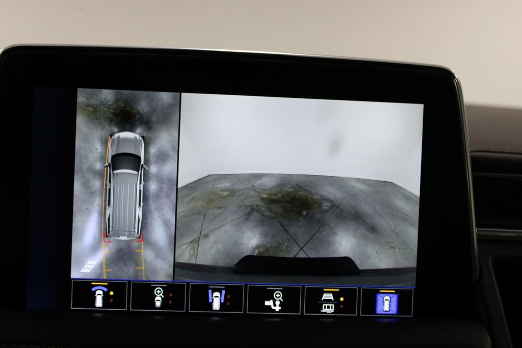 Used 2022 Chevrolet Tahoe LT w/ Luxury Package RWD image 49