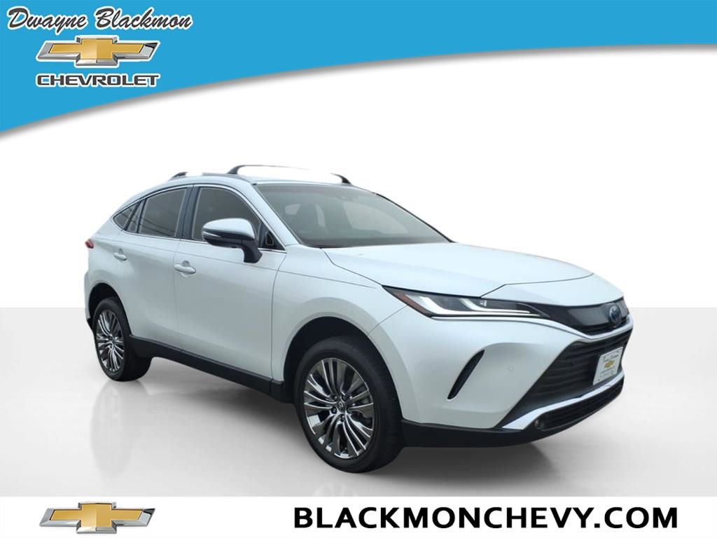 Used 2024 Toyota Venza XLE