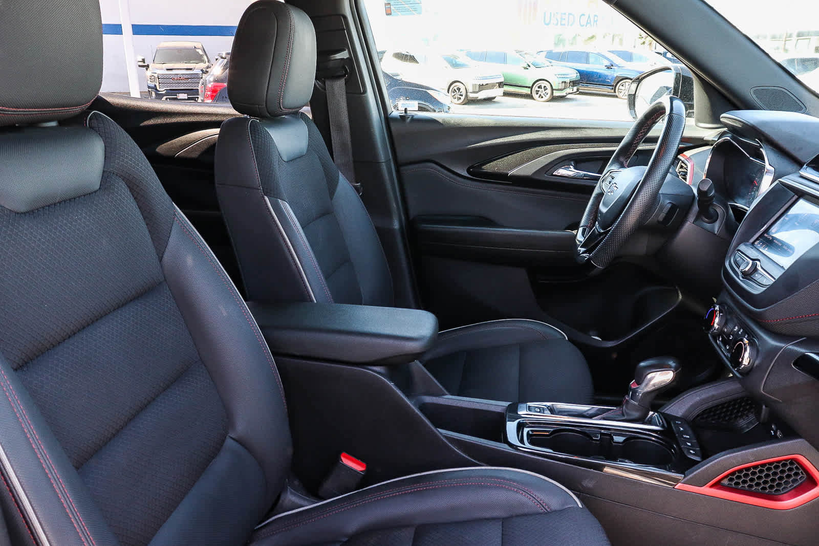 Used 2023 Chevrolet TrailBlazer RS image 21