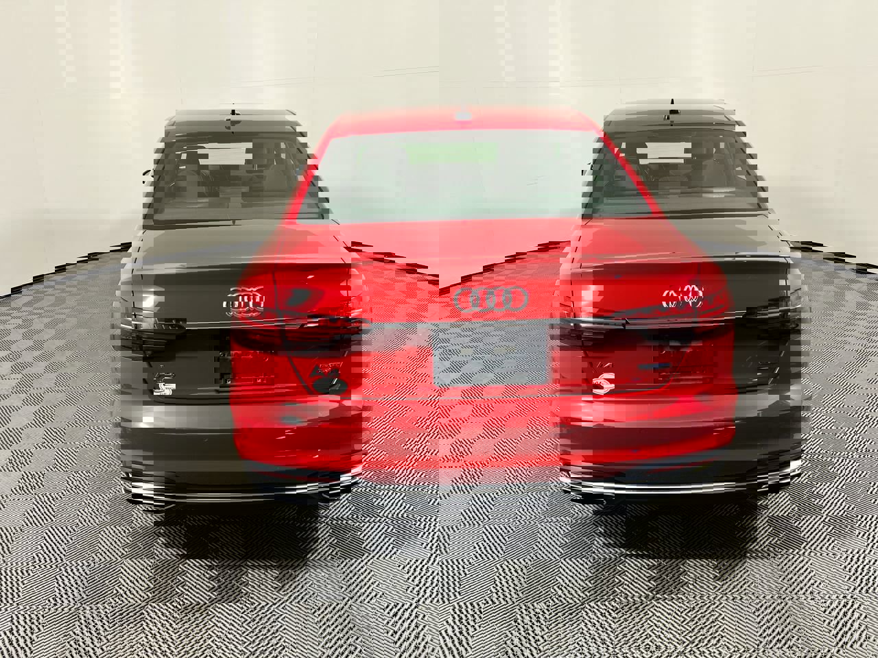 Used 2023 Audi A4 2.0T Premium Plus image 4