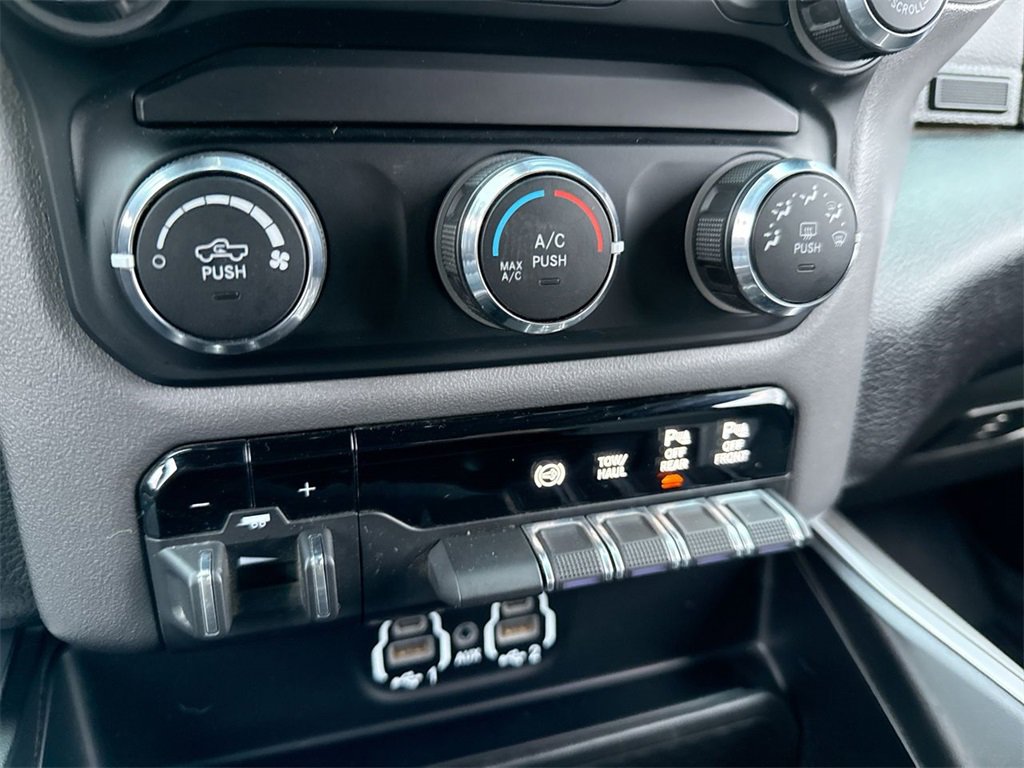 Used 2024 RAM 2500 Big Horn w/ Off Road Package image 18