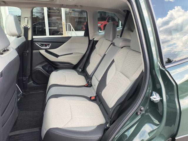 Used 2024 Subaru Forester Premium AWD/4WD image 10
