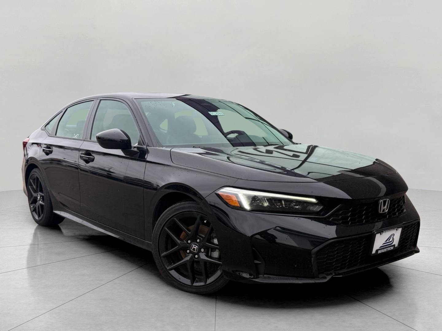 Used 2025 Honda Civic Sport Touring image 1