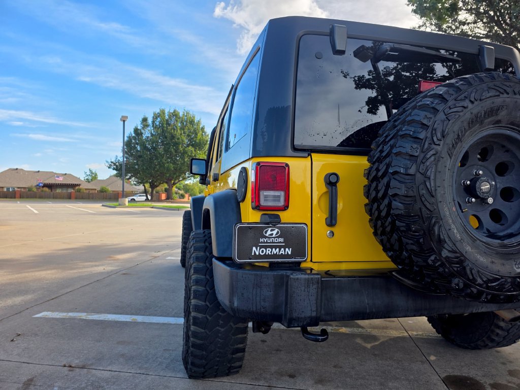 Used 2015 Jeep Wrangler Unlimited Sport w/ Quick Order Package 24S AWD/4WD image 26
