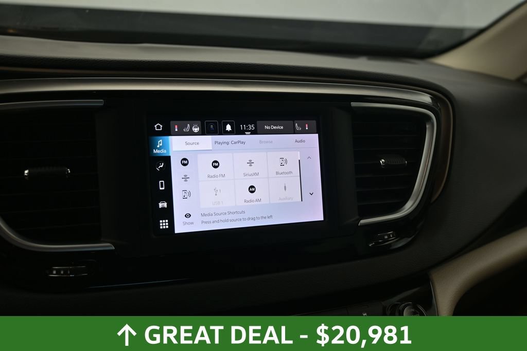 Used 2023 Chrysler Voyager LX FWD image 26