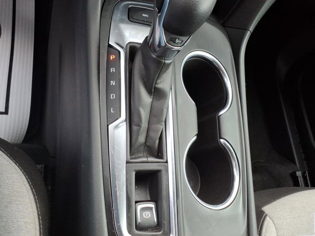 Used 2023 Chevrolet Equinox LT image 25