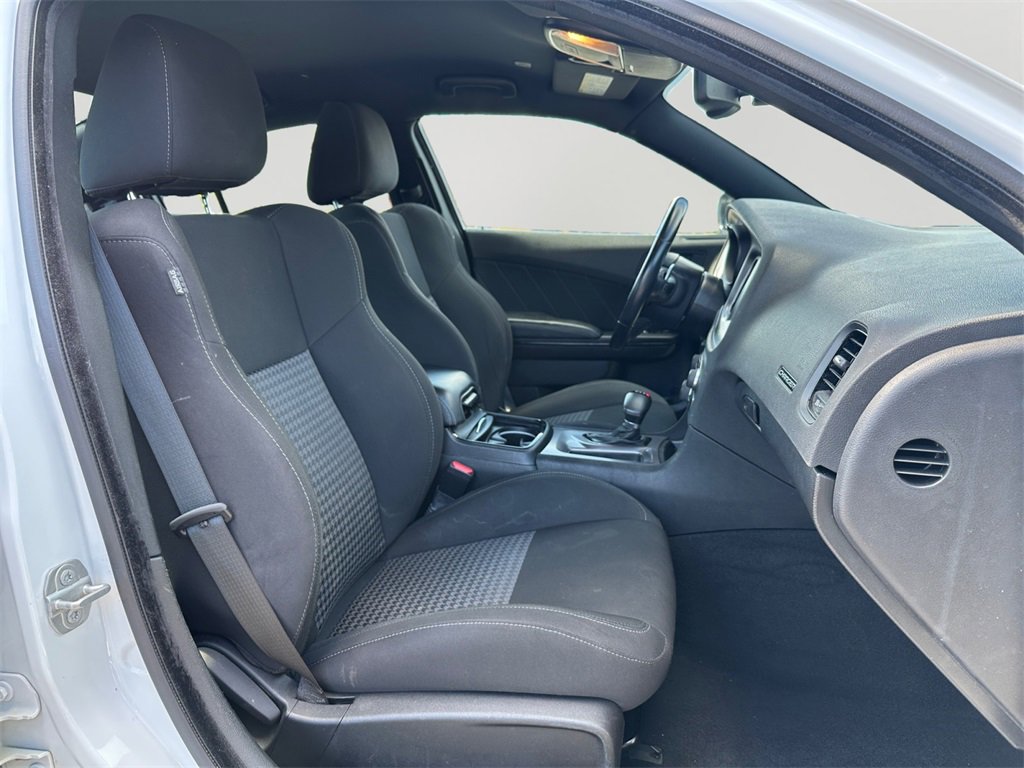 Used 2023 Dodge Charger R/T w/ Blacktop Package image 12