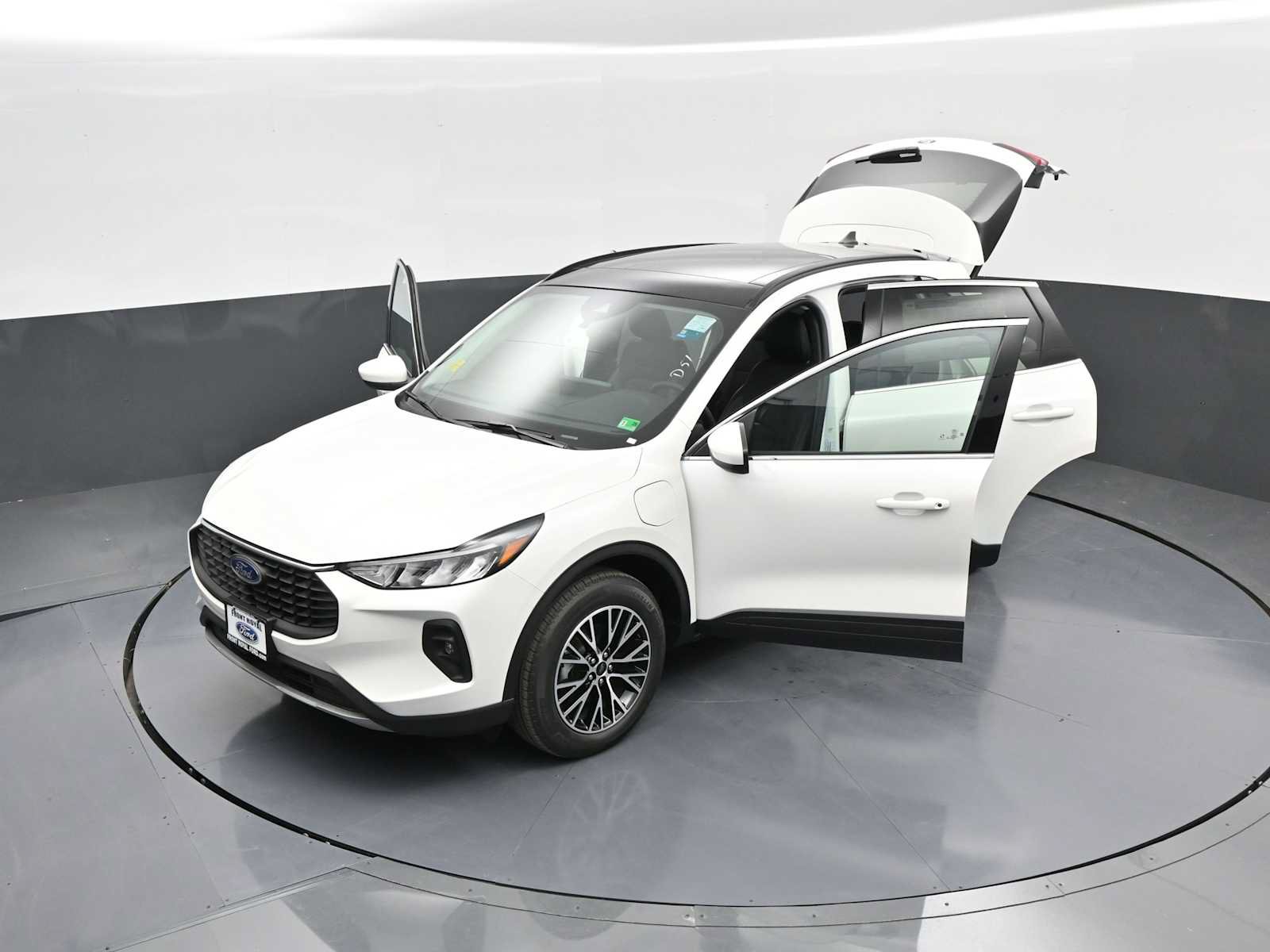 New 2025 Ford Escape SE FWD image 41