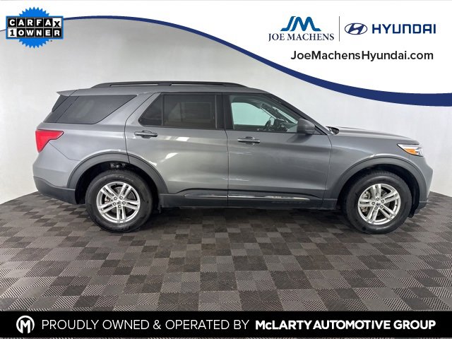 Used 2023 Ford Explorer XLT image 4