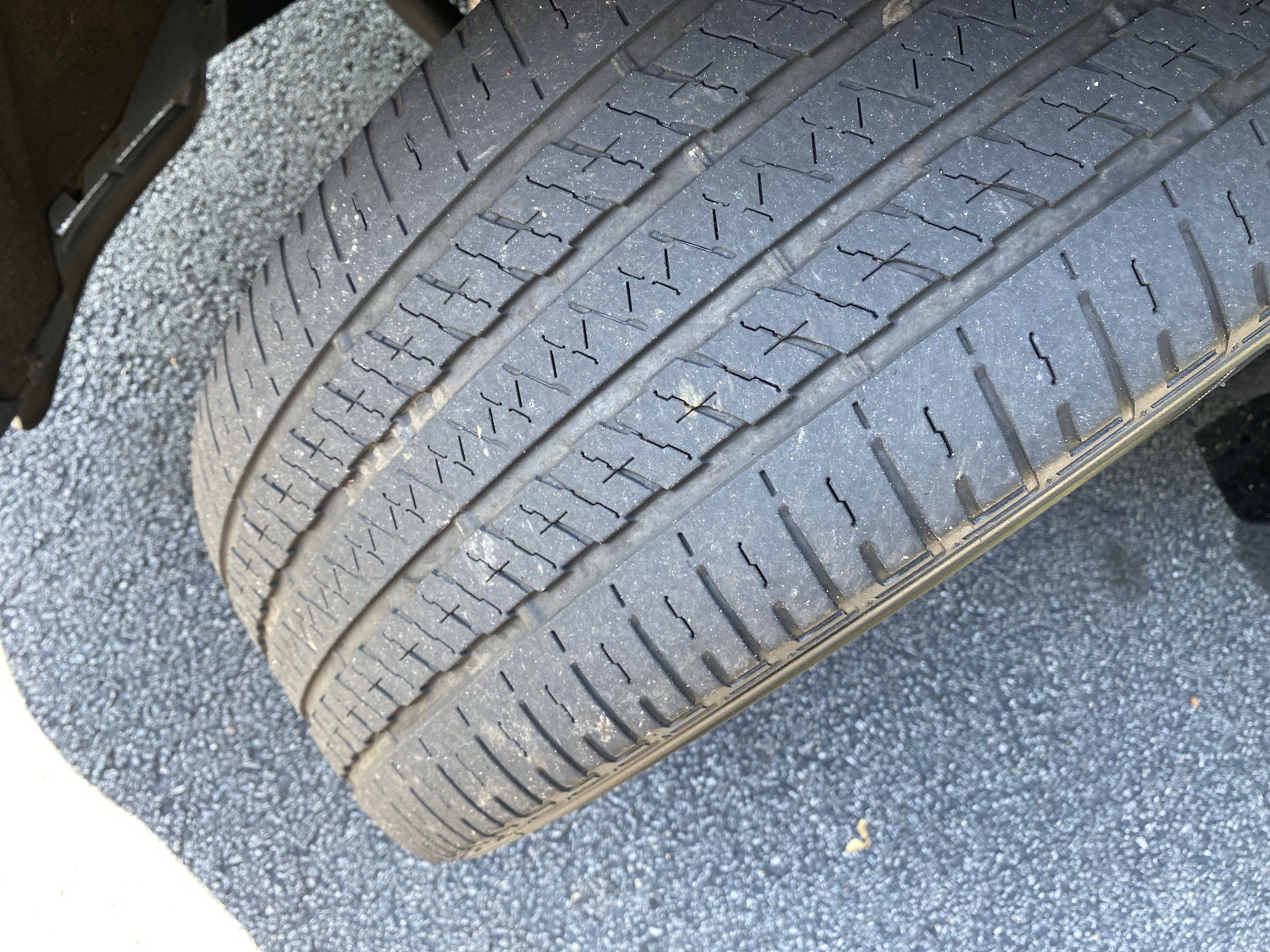 Used 2024 Dodge Durango GT w/ Blacktop Package RWD image 44