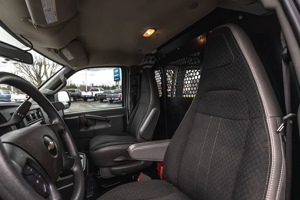 Used 2024 Chevrolet Express 2500 w/ Driver Convenience Package image 20