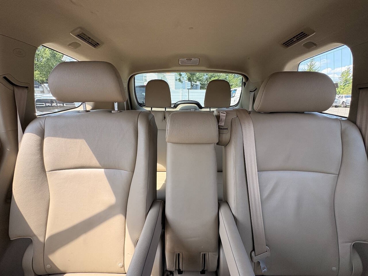Used 2010 Toyota Highlander Limited AWD/4WD image 35