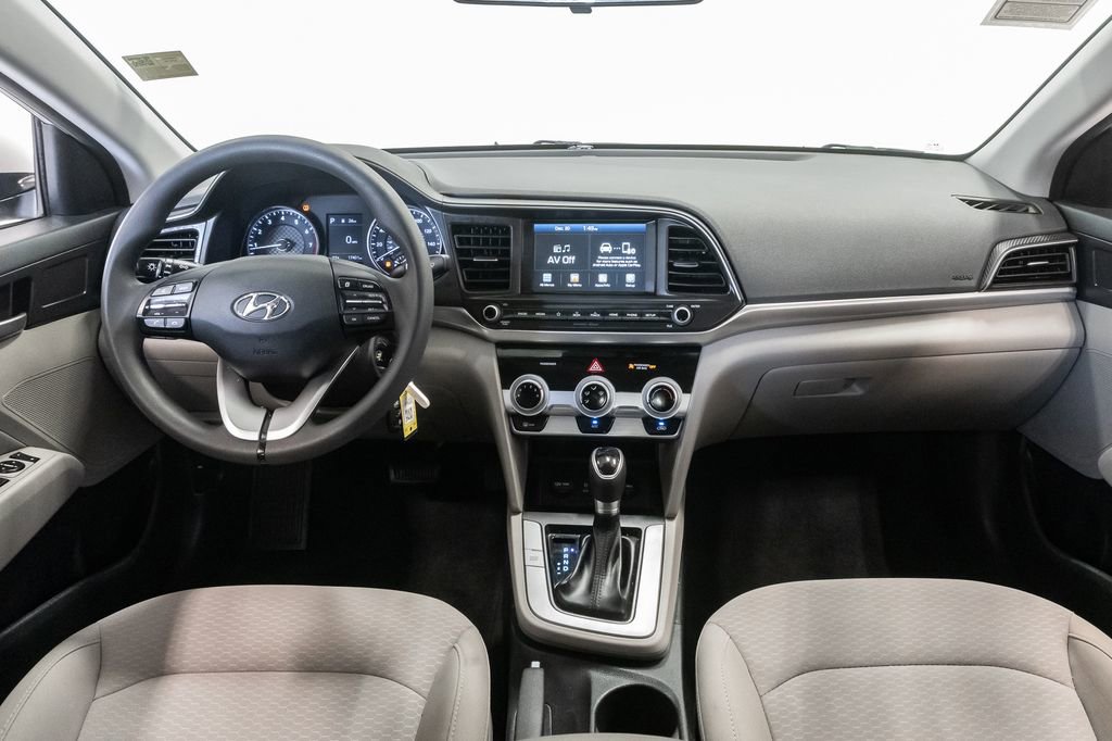 Used 2019 Hyundai Elantra SEL FWD image 26